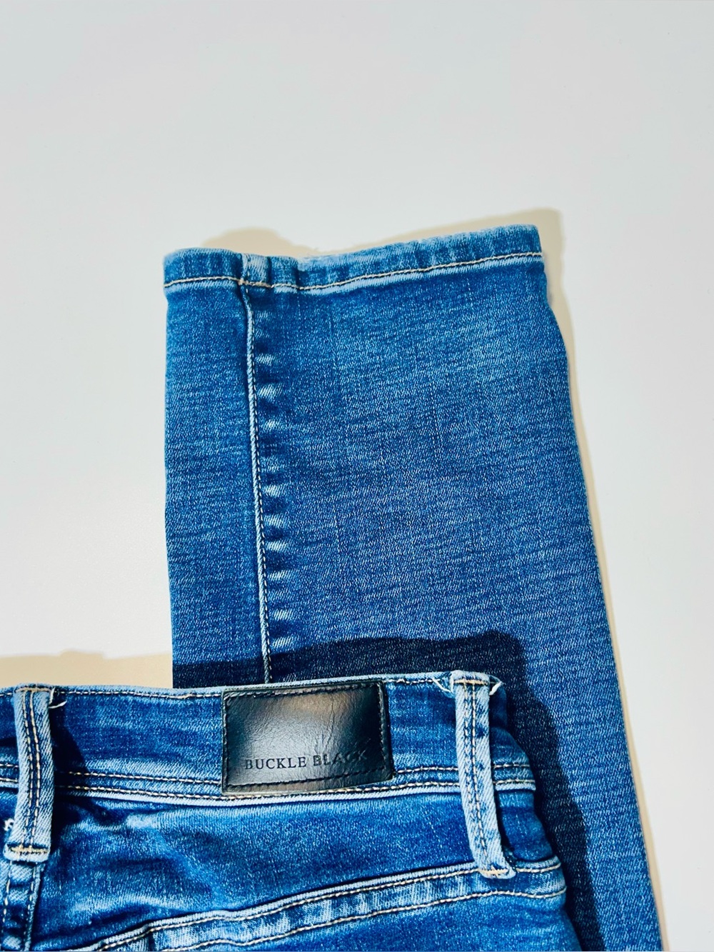 BKE Buckle Black Fit No. 93 Slim Straight Jeans stretchy Women’s Size 25 - Picture 9 of 10